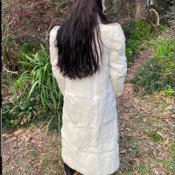 Beautiful rabbit fur coat with fox collar - Picture 14 of 16